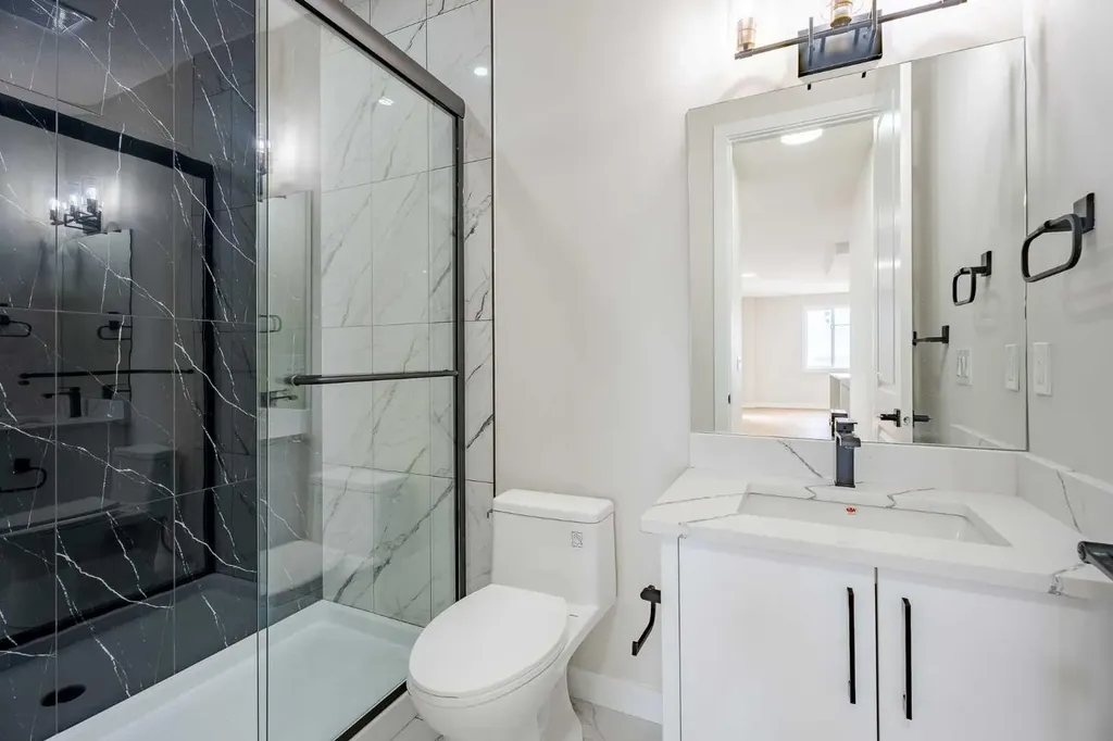 2045 Waterbury Road Chestermere AB T1X 3A9