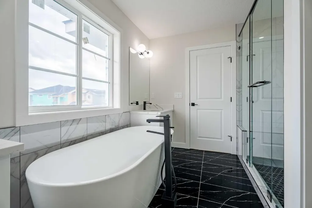 2045 Waterbury Road Chestermere AB T1X 3A9