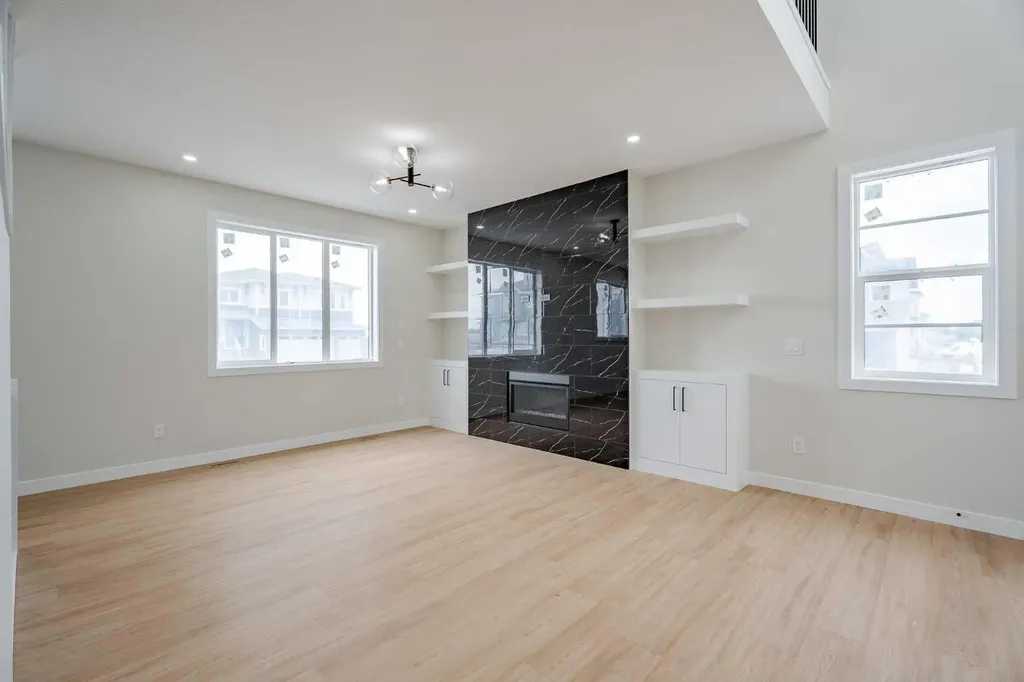 2045 Waterbury Road Chestermere AB T1X 3A9