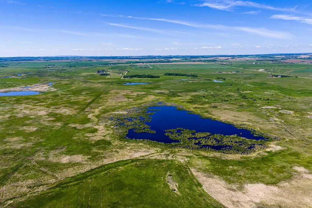 50010 733a Township Sexsmith AB T0H 3C0
