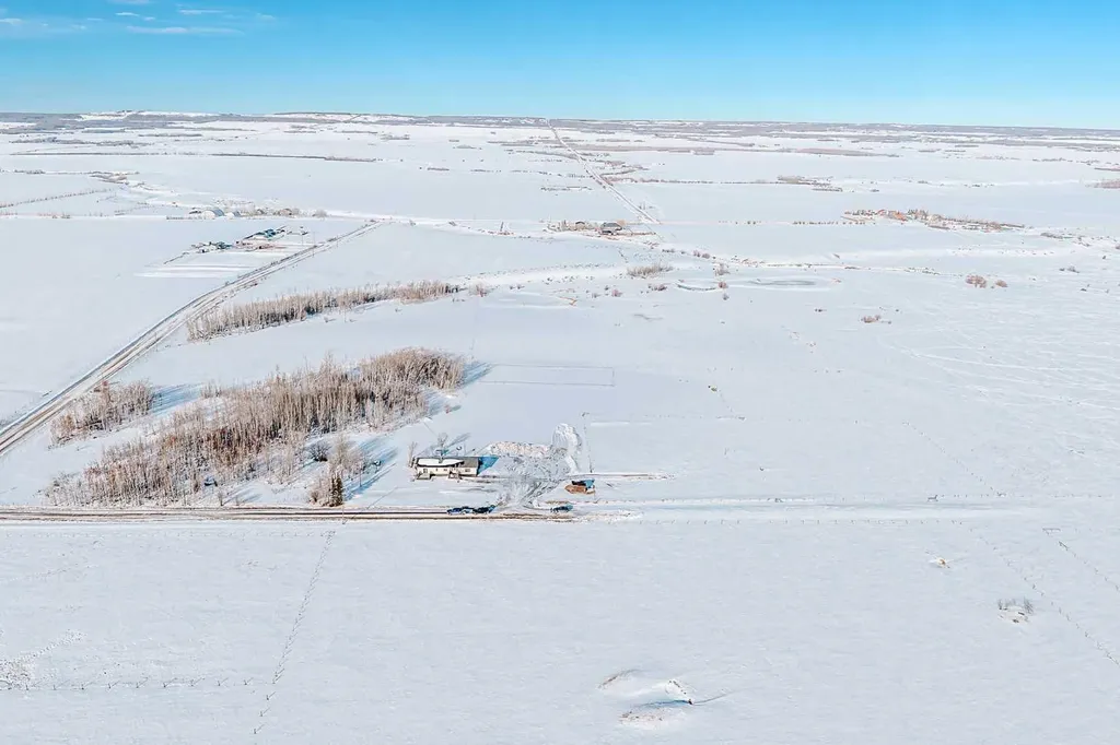 50010 733a Township Sexsmith AB T0H 3C0