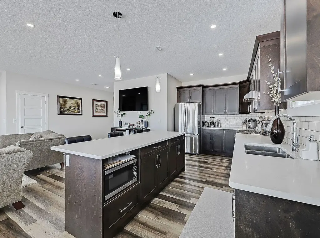125 Westview Drive Nanton AB T0L 1R0