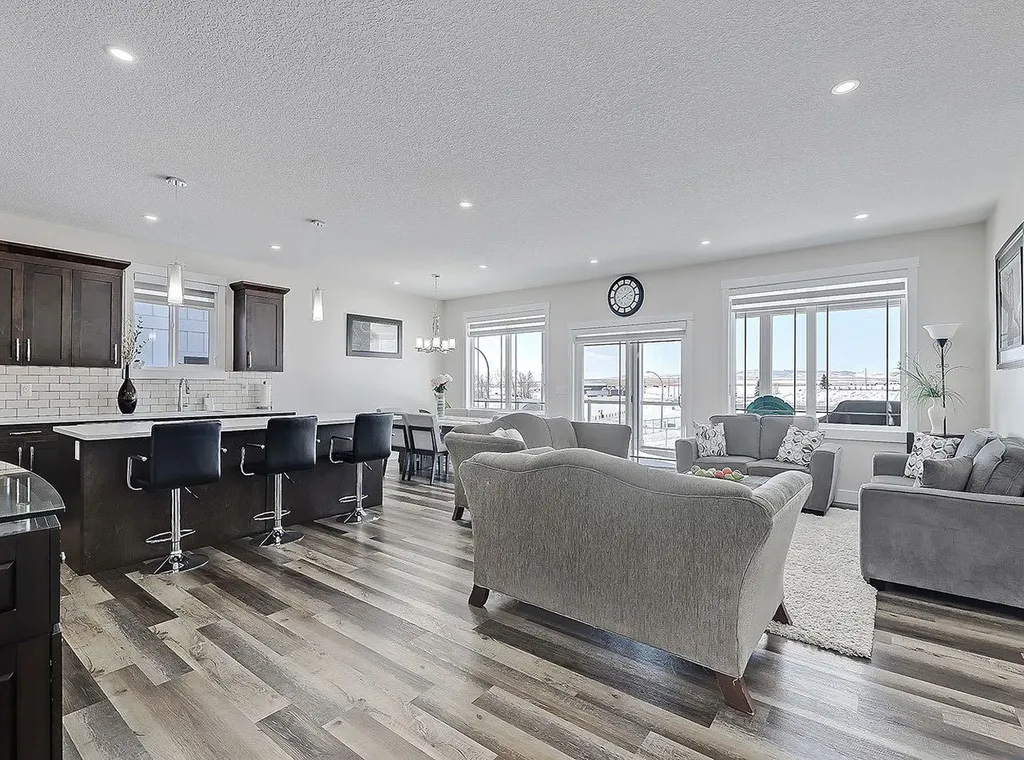 125 Westview Drive Nanton AB T0L 1R0