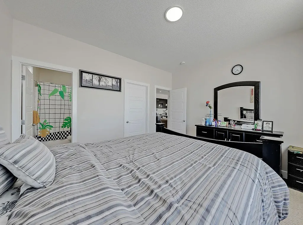125 Westview Drive Nanton AB T0L 1R0
