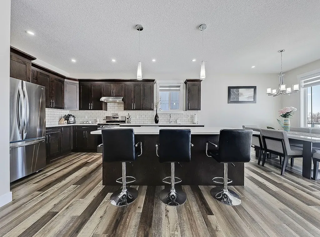 125 Westview Drive Nanton AB T0L 1R0
