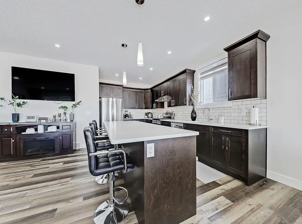 125 Westview Drive Nanton AB T0L 1R0