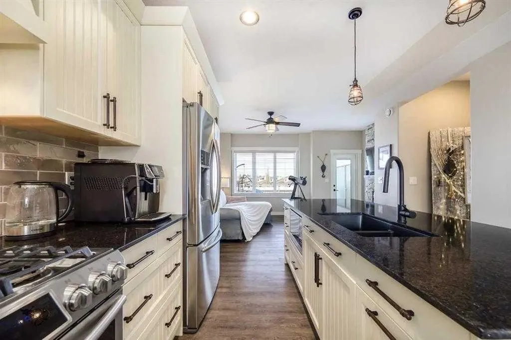 5210 Lakeshore Drive Sylvan Lake AB T4S0M6