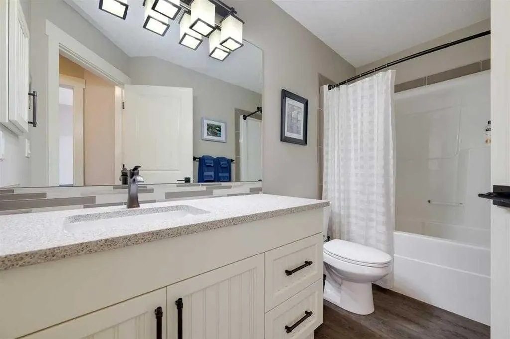 5210 Lakeshore Drive Sylvan Lake AB T4S0M6