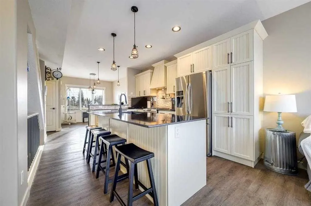 5210 Lakeshore Drive Sylvan Lake AB T4S0M6