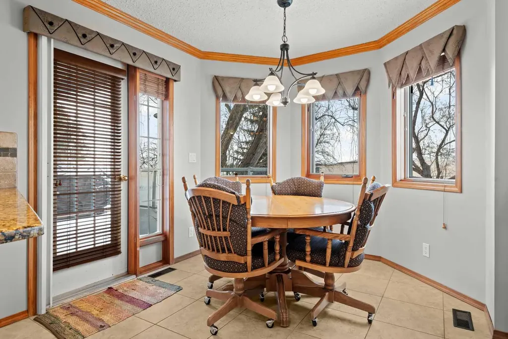 814 8 Street NE Three Hills AB T0M 2A0