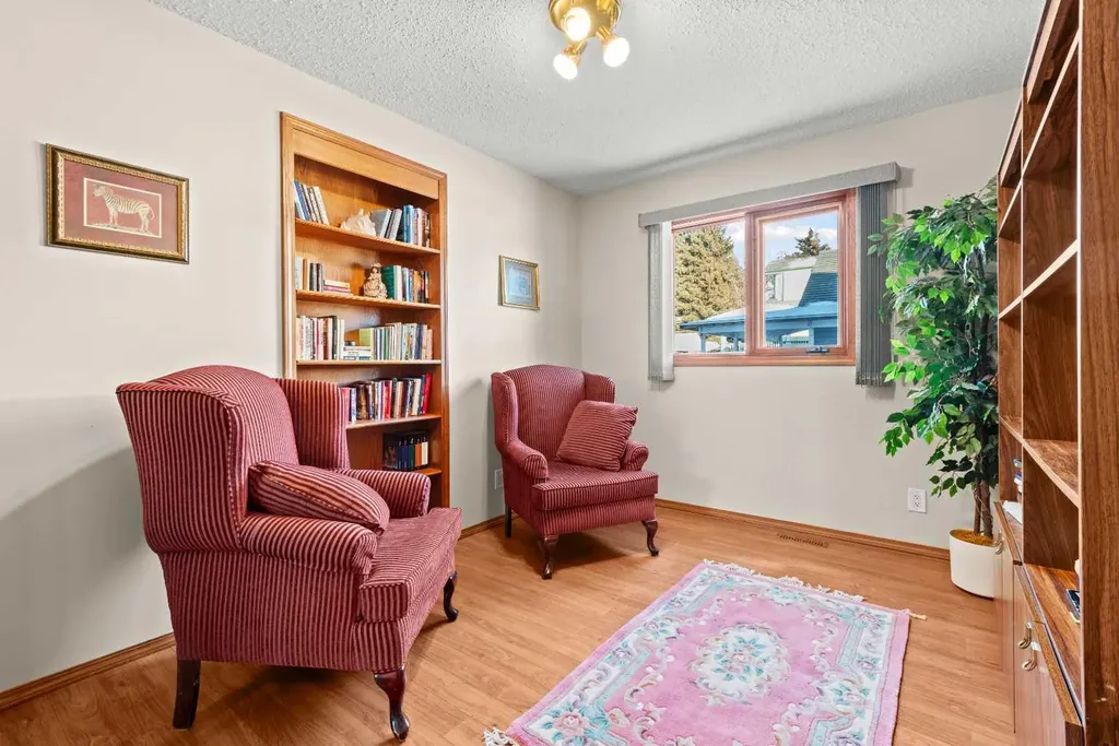 814 8 Street NE Three Hills AB T0M 2A0