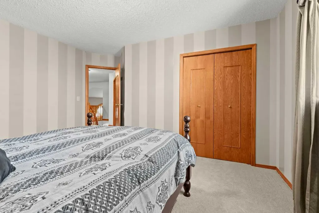 814 8 Street NE Three Hills AB T0M 2A0