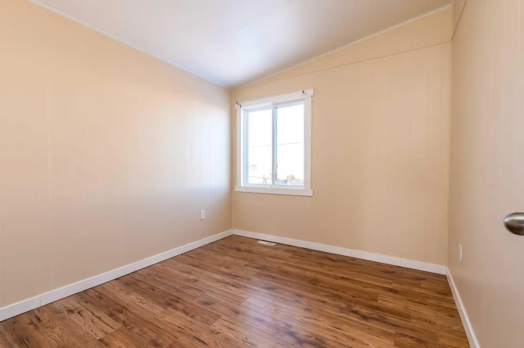 5308 57 Street Lloydminster AB T9V2A3