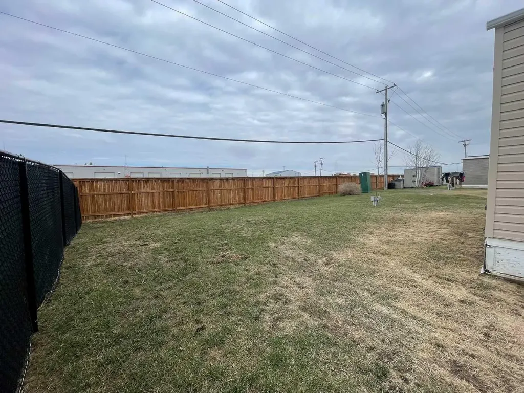 5308 57 Street Lloydminster AB T9V2A3