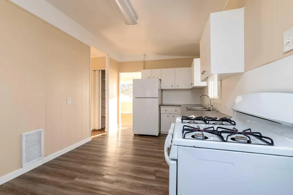 5308 57 Street Lloydminster AB T9V2A3