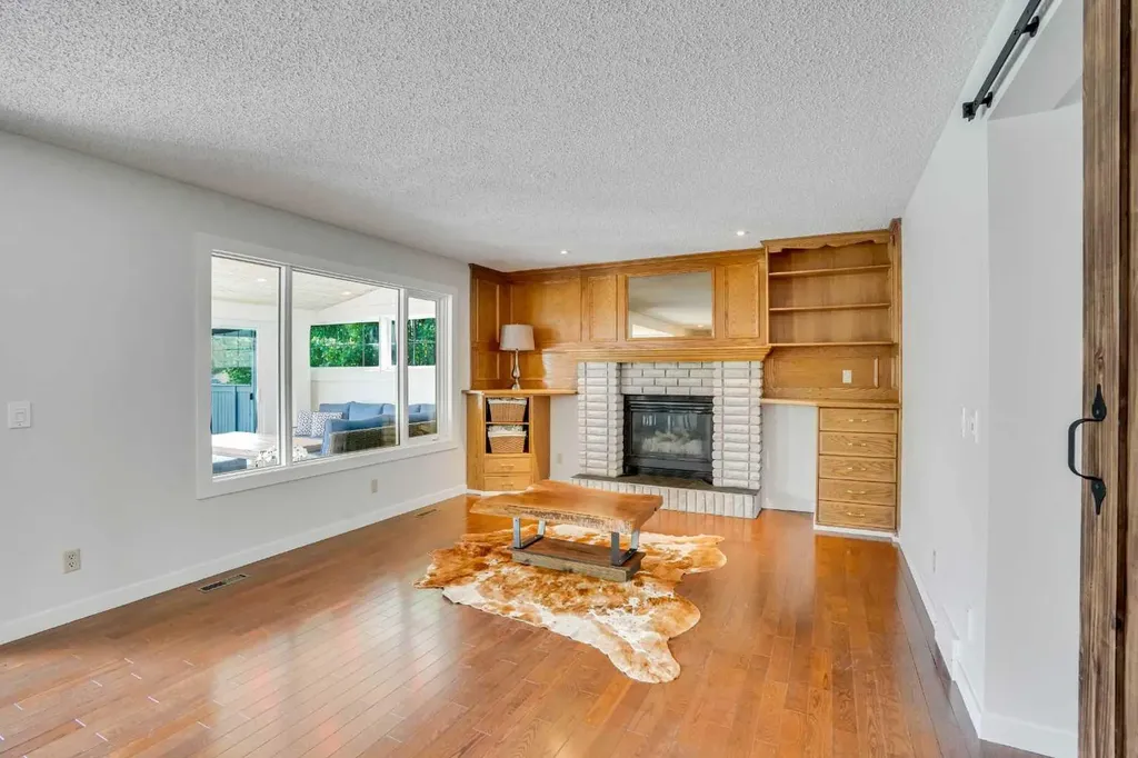 73 Riverview Close SE Calgary AB T2C4C5