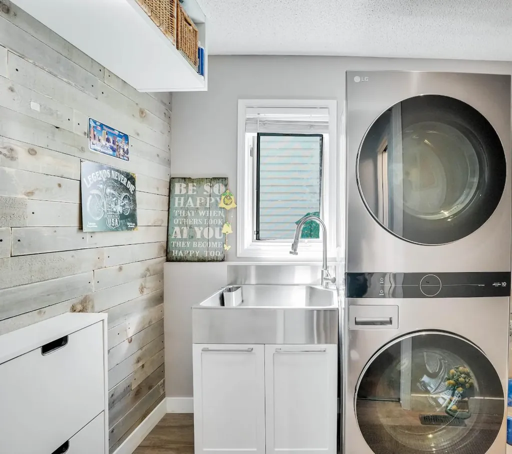 73 Riverview Close SE Calgary AB T2C4C5