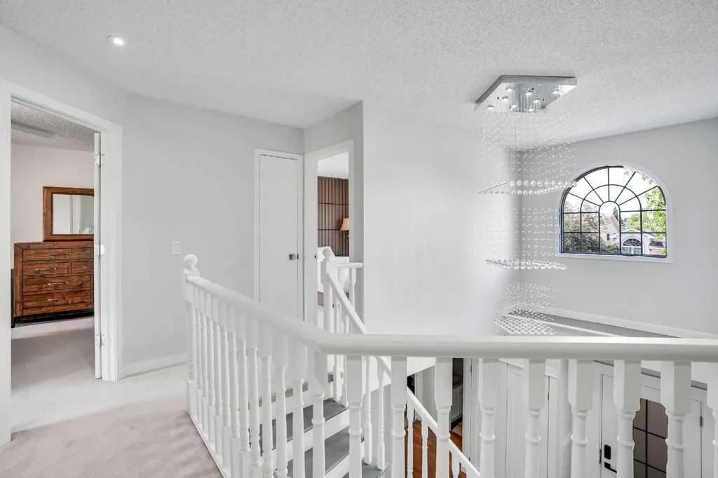 73 Riverview Close SE Calgary AB T2C4C5