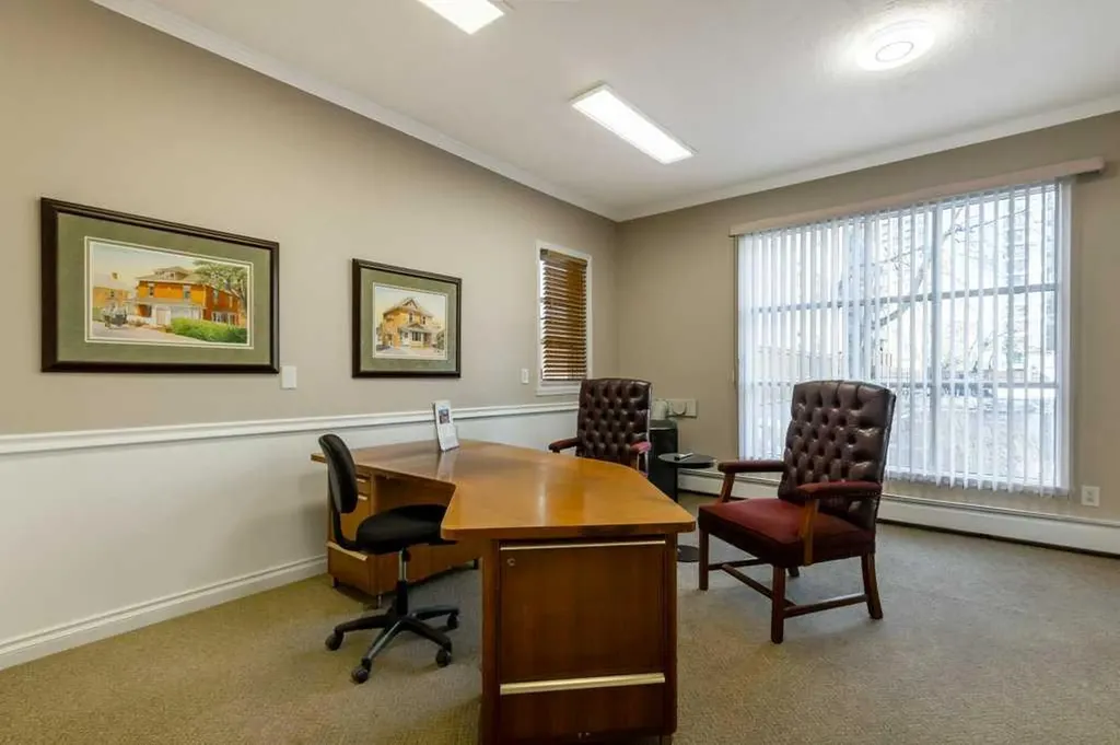 1411 2 Street SW Calgary AB T2R 0W7