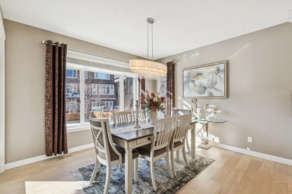 11 Aspen Vista Way SW Calgary AB T3H 0Y7