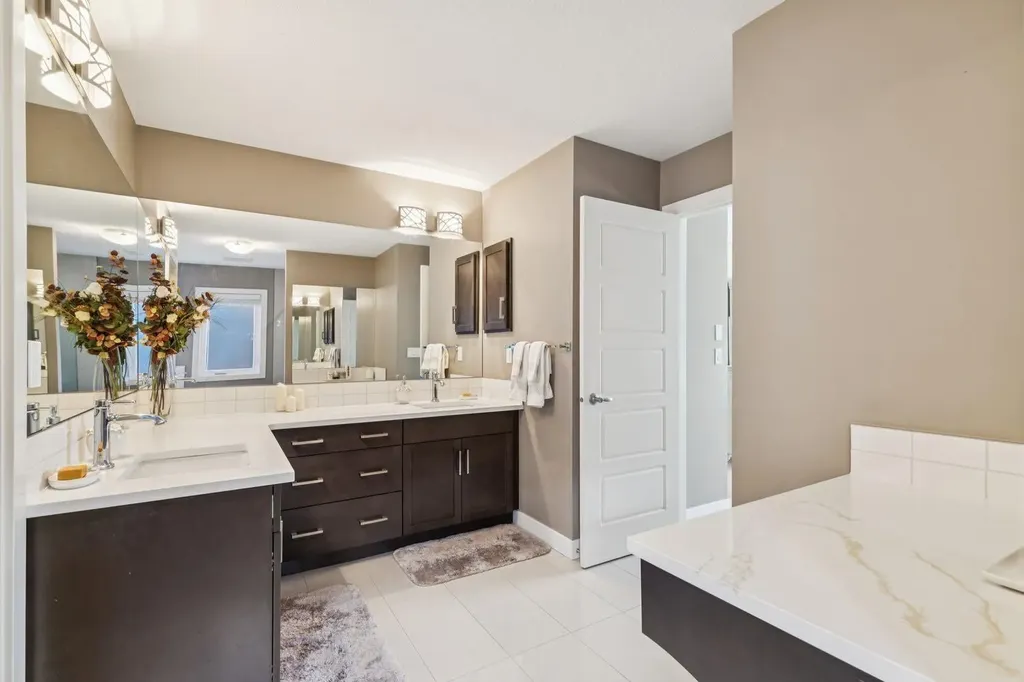 11 Aspen Vista Way SW Calgary AB T3H 0Y7