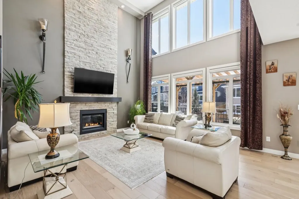 11 Aspen Vista Way SW Calgary AB T3H 0Y7