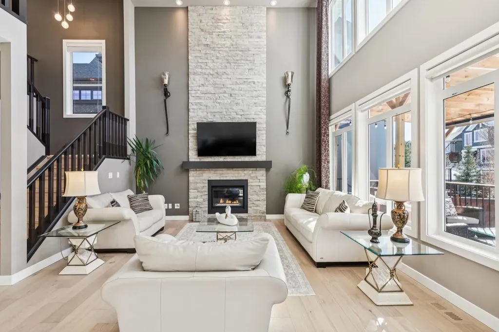 11 Aspen Vista Way SW Calgary AB T3H 0Y7