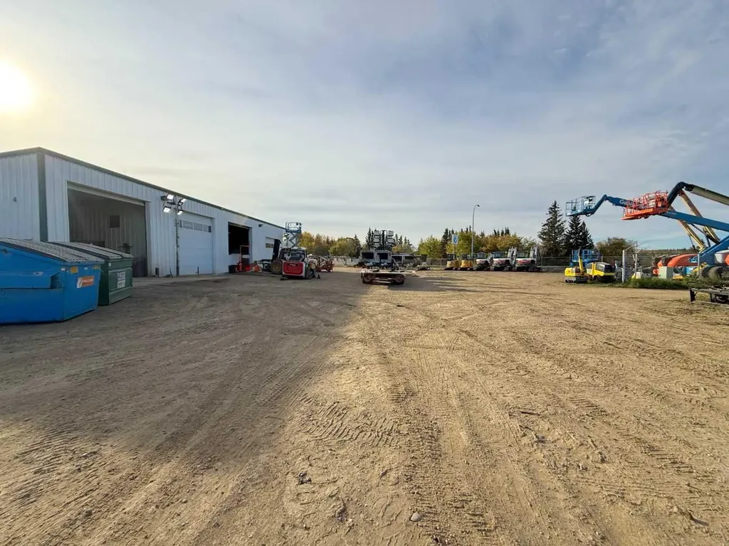 4303 50 Avenue Athabasca AB T9S 1M4