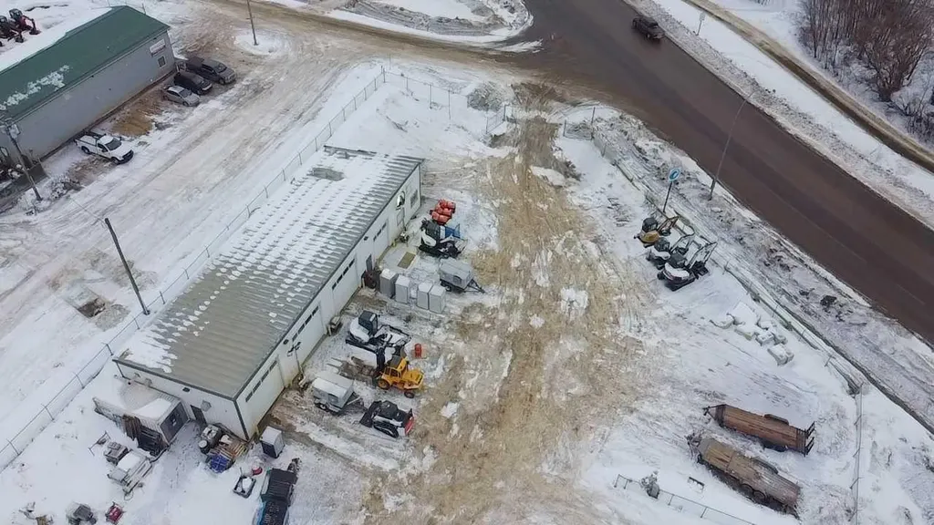 4303 50 Avenue Athabasca AB T9S 1M4