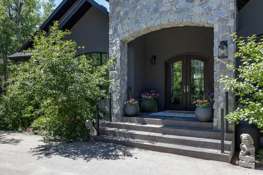 274097 Haven's Gate E Rural Foothills County AB T1S 4Y7