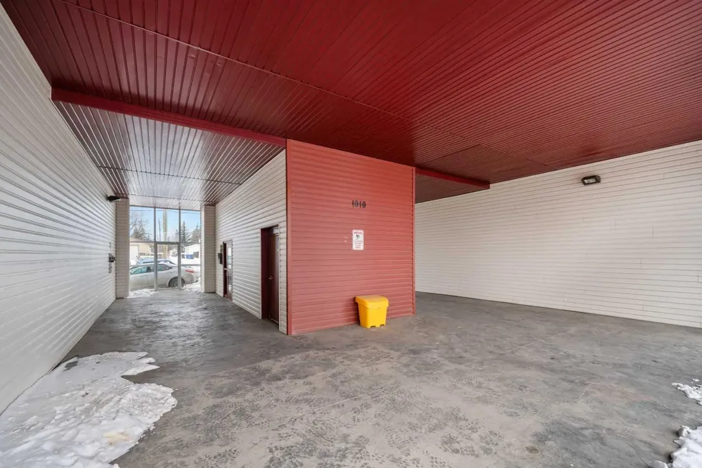 1010 Railway Street Crossfield AB T0M0S0