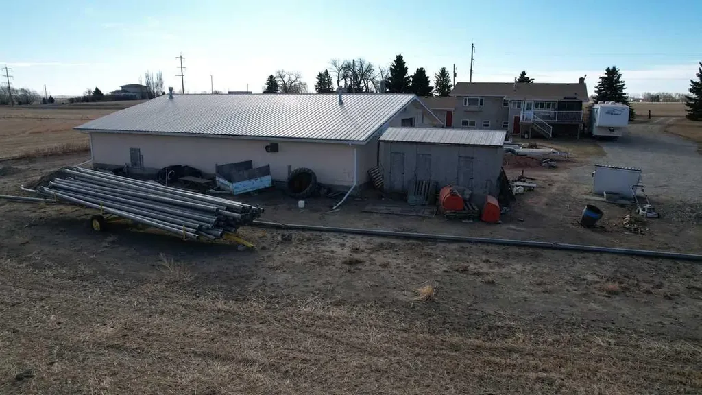 212072 Twp Road 9-4 Rural Lethbridge County AB T1J5R2