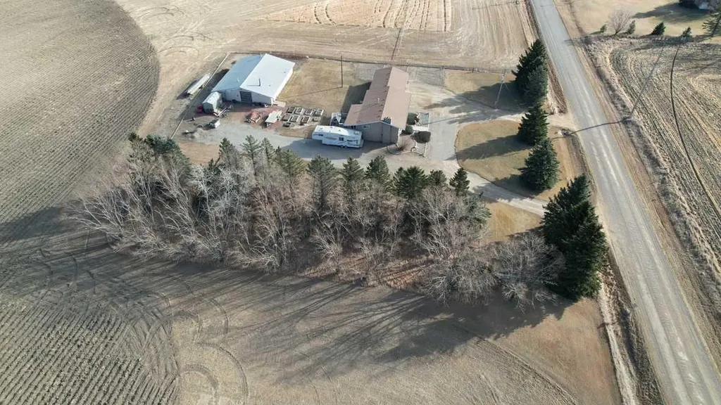 212072 Twp Road 9-4 Rural Lethbridge County AB T1J5R2