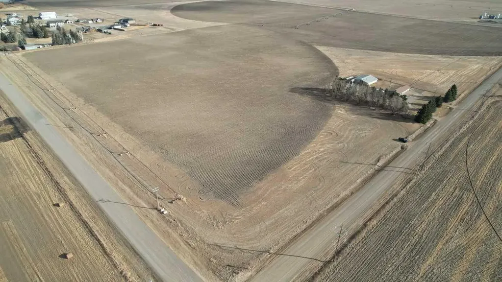 212072 Twp Road 9-4 Rural Lethbridge County AB T1J5R2