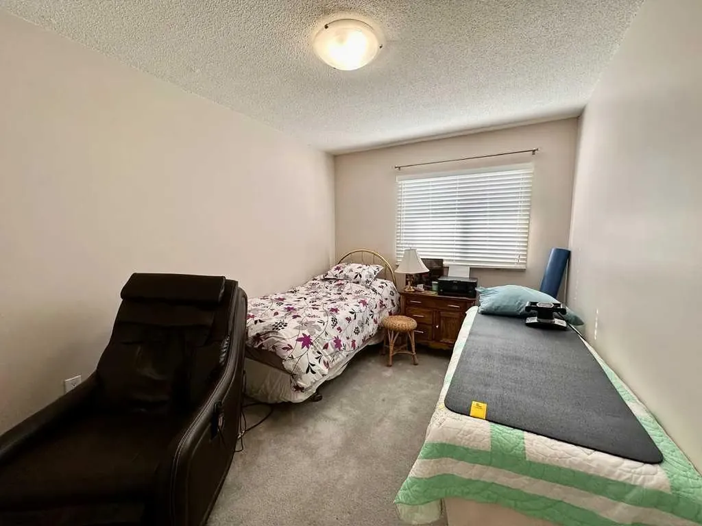 212072 Twp Road 9-4 Rural Lethbridge County AB T1J5R2
