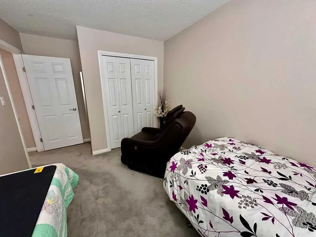 212072 Twp Road 9-4 Rural Lethbridge County AB T1J5R2