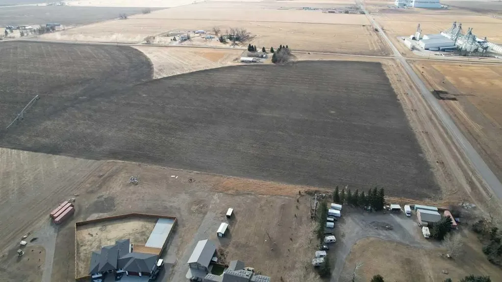 212072 Twp Road 9-4 Rural Lethbridge County AB T1J5R2