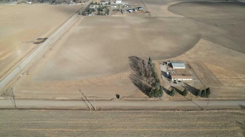 212072 Twp Road 9-4 Rural Lethbridge County AB T1J5R2