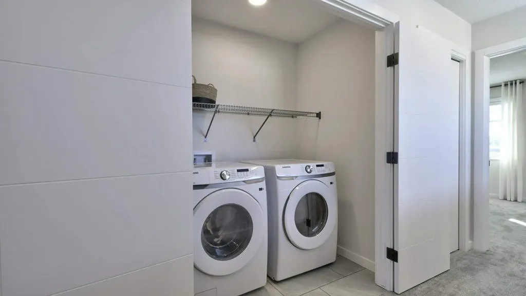 862 Wolf Willow Boulevard SE Calgary AB T2X 5R5