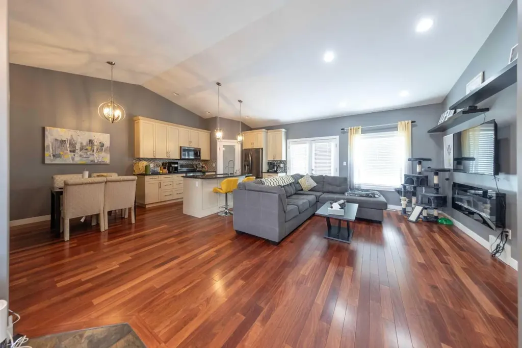 605 2 Street E Maidstone SK S0M1M0