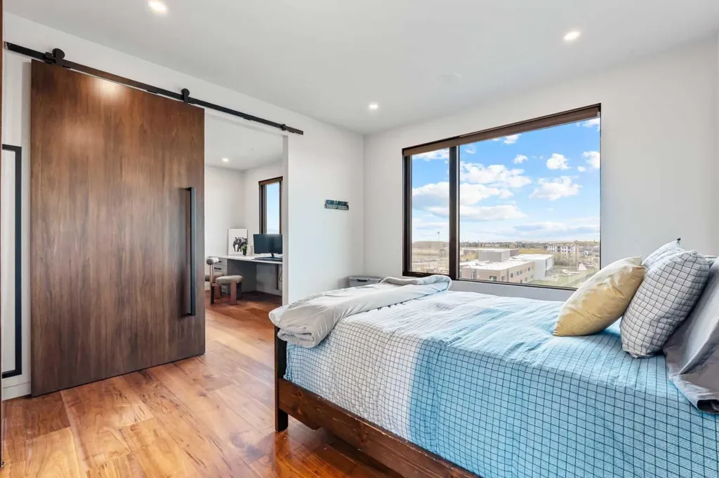 315 Aspen Ridge Place SW Calgary AB T3H 1T2