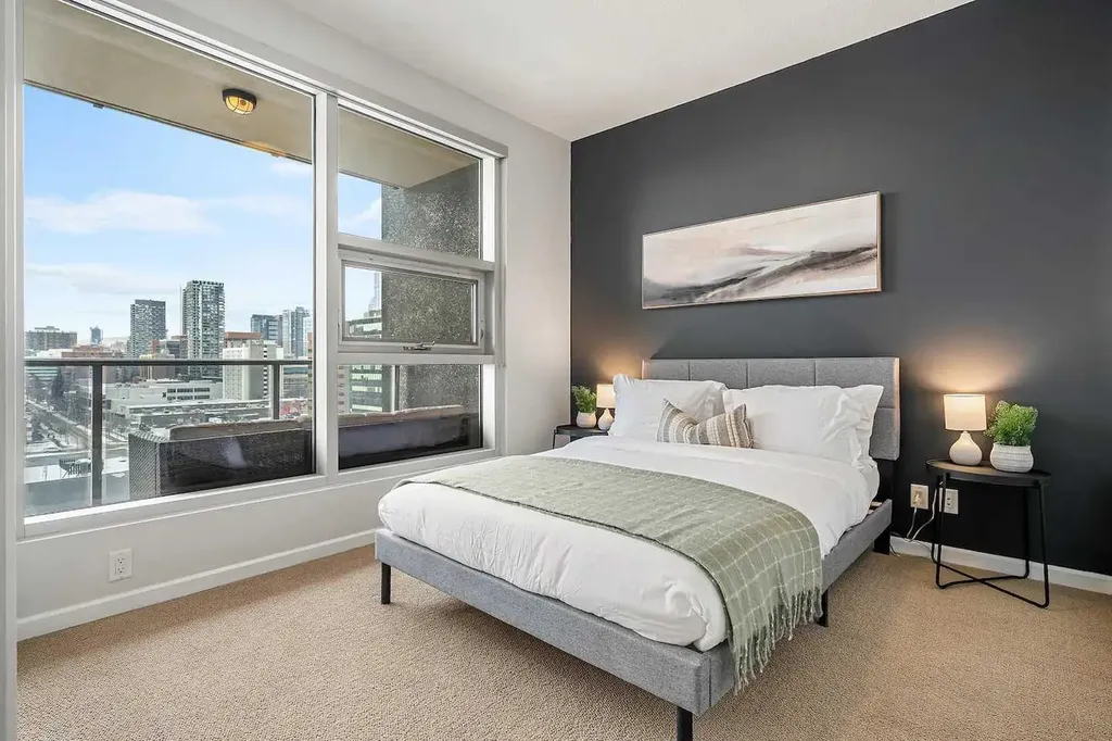 211 13 Avenue SE Calgary AB T2G 1E1