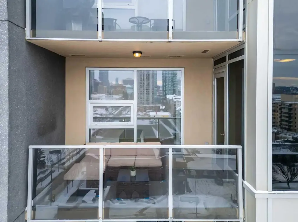 211 13 Avenue SE Calgary AB T2G 1E1