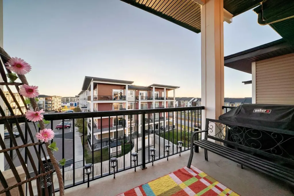 10 Walgrove Walk SE Calgary AB T2X 4E3