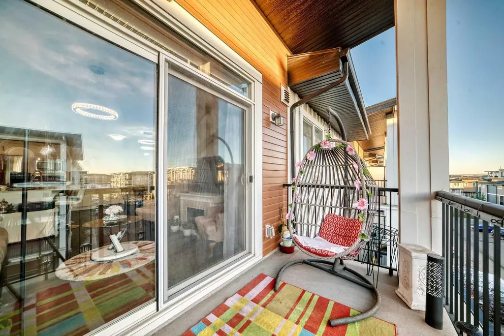 10 Walgrove Walk SE Calgary AB T2X 4E3
