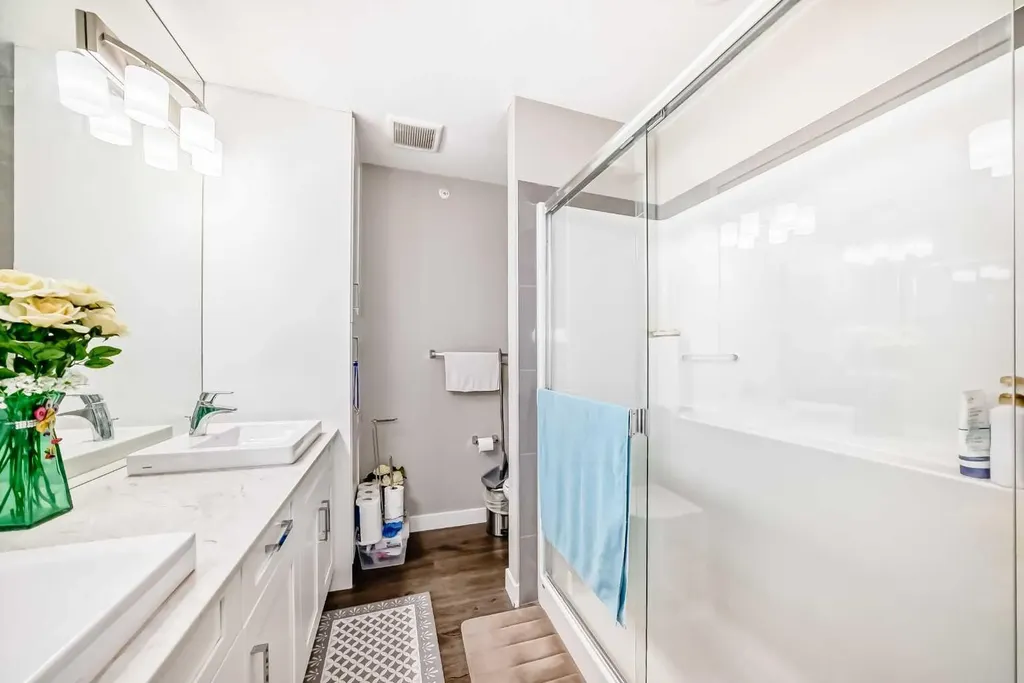 10 Walgrove Walk SE Calgary AB T2X 4E3