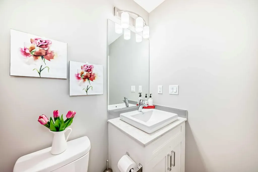 10 Walgrove Walk SE Calgary AB T2X 4E3