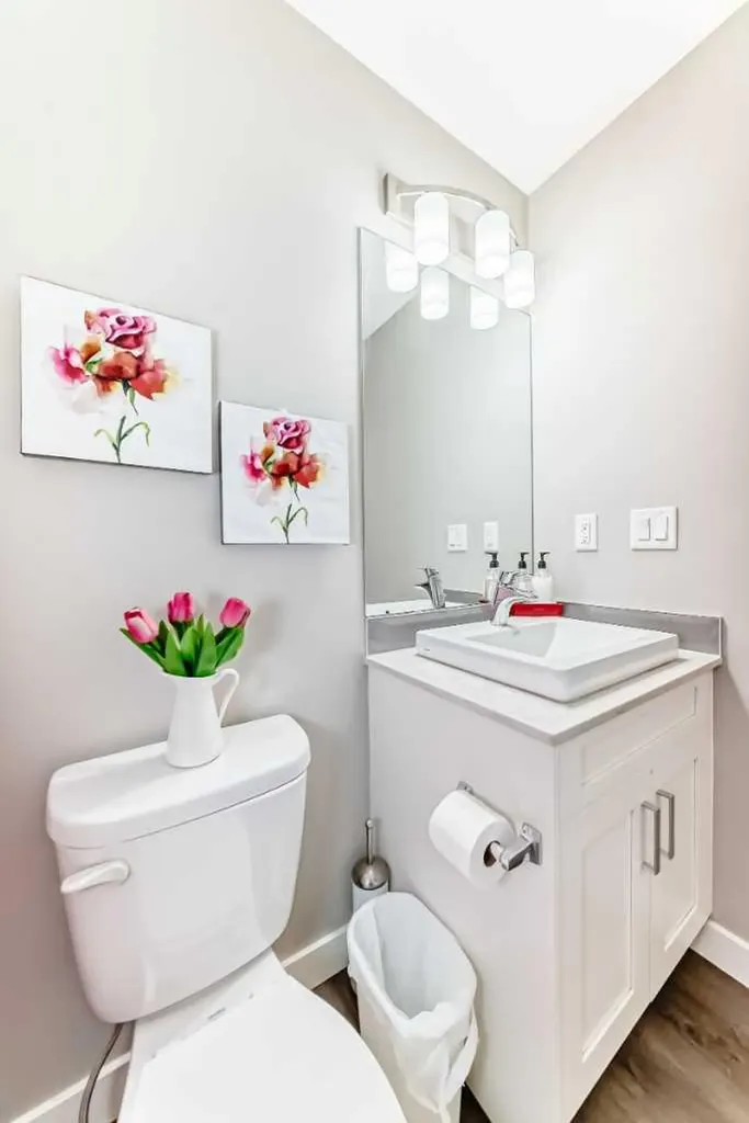 10 Walgrove Walk SE Calgary AB T2X 4E3