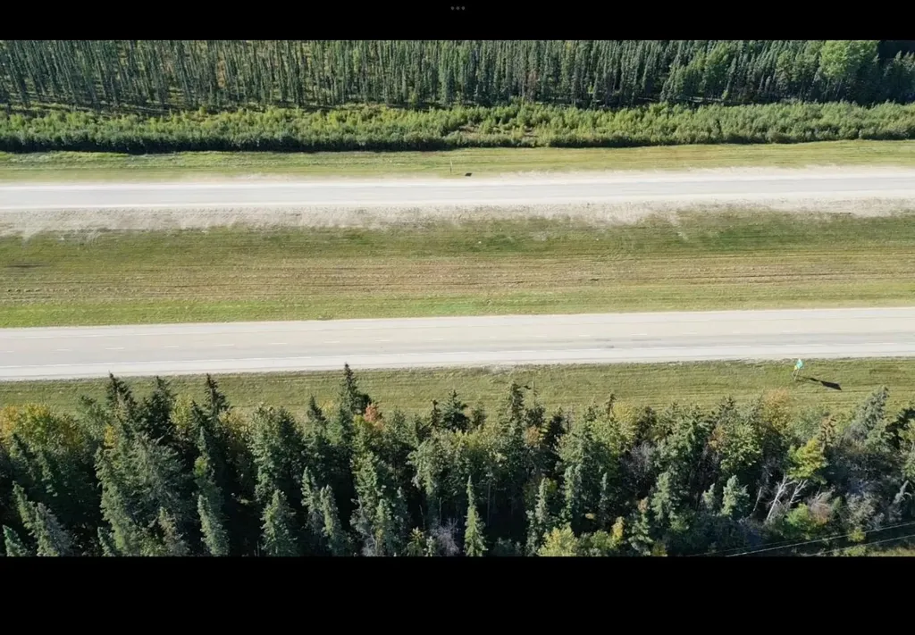 321 1 Avenue Fox Creek AB T0H1P0