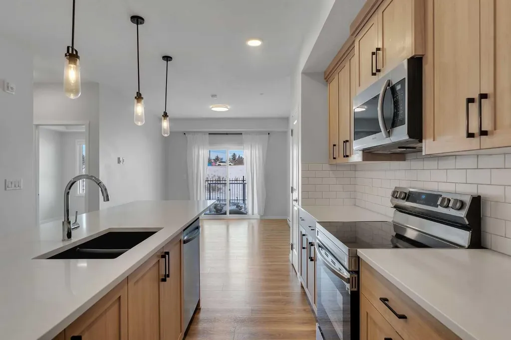 360 Harvest Hills Way NE Calgary AB T3K 2S1